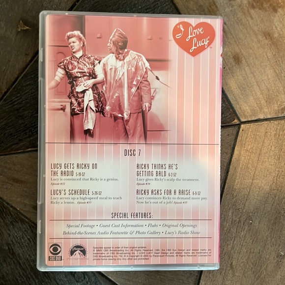 New “I Love Lucy” 1st Season CD Set - Picture 5 of 6